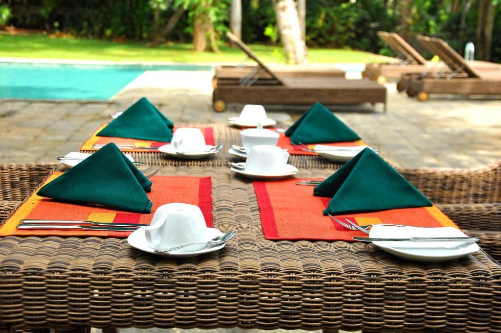 Roman Lake Ayurveda Boutique Resort - Level 1 Certified Ahungalla Kültér fotó