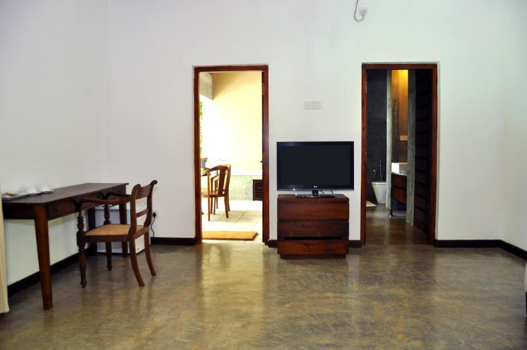 Roman Lake Ayurveda Boutique Resort - Level 1 Certified Ahungalla Szoba fotó