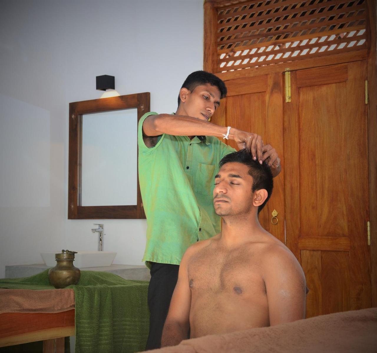 Roman Lake Ayurveda Boutique Resort - Level 1 Certified Ahungalla Kültér fotó